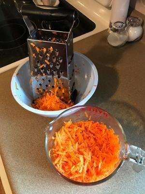 I don't know what all these other reviewers are complaining about.