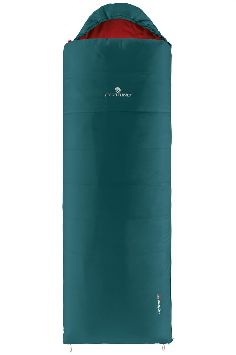 Saco Lightech SSQ950 Ferrino para evitar el frío en acampadas 2