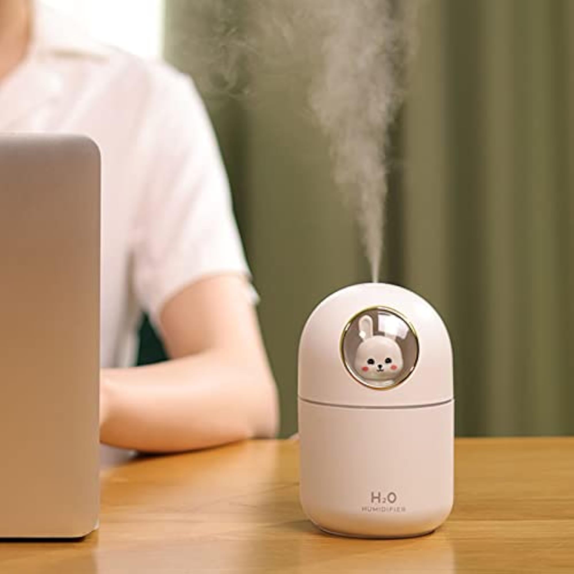 Essential Oil Diffuser for Car, Low Noise Aromatherapy