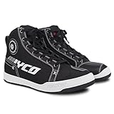 1. Les nouvelles chaussures de moto SCOYCO disposent d'une tige de style urbain en cuir de vachette de qualité supérieure et en toile haute densité, d'une technologie de cire à l'huile et d'un matériau extérieur structuré combiné à un matériau robuste et respirant pour optimiser le confort et la durabilité. Elles sont disponibles dans une variété de couleurs et de styles à la mode, ce qui en fait le choix parfait pour tout conducteur.
