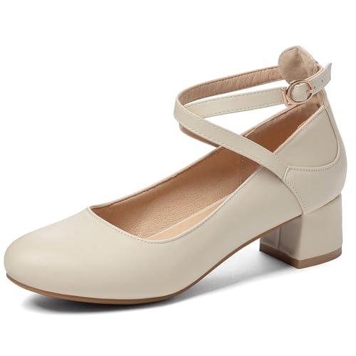 Chaussure escarpin femme avec petit talon carré et boucle élégante pour l'été
