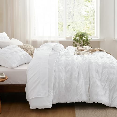 Bedsure Bed in a Bag Queen - 7 Pieces Plaid Seersucker Bedding Comforter Sets, Soft Lightweight White Boho Bed Set with Comforters Queen Size, Sheets, Pillowcases & Shams