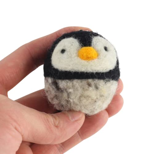 Woolbuddy Sea Animal Needle Felting Kit, Felt Animal Kit, Felting Kits for Beginners Adult, Handmade Needle Felting Wool with 2 Felting Needles and Instruction (Penguin)