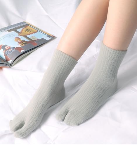 Pursuestar 2 Pairs Women & Girl Fuzzy Plush Warm Winter Socks - Split Toe Japanese Tabi Flip Flops3