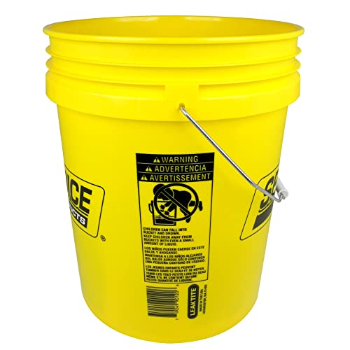 Seachoice 5-Gallon Plastic Bucket W/Metal Handle, Yellow #TOP1