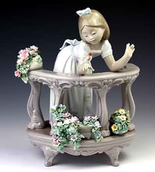 LLADRO リヤドロ バルコニーの朝 花と少女 陶器人形 置物　インテリア 楽天市場】リヤドロ バルコニーの朝 Morning song 少女 小鳥 花