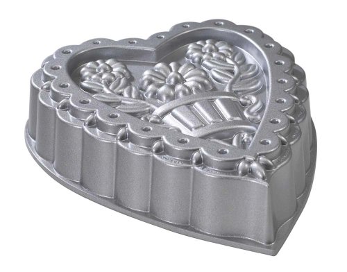 Nordic Ware Decorative Heart Pan