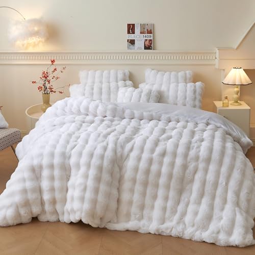 LIFEREVO Luxury Fluffy Faux Rabbit Fur Duvet Cover Set, Soft Plush Shaggy Bubble Waffle Bedding Set Home Decor, 1 Fuzzy Washable Comforter Cover + 2 Furry Pillow Shams, Zipper Closure, White, Queen