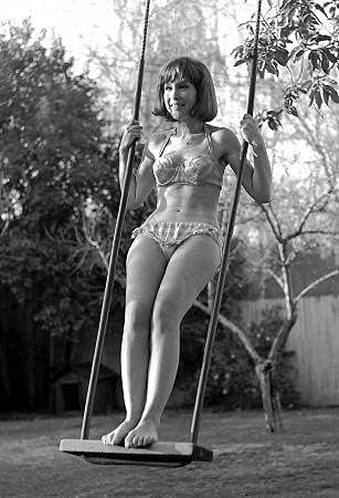 Posterazzi DAP12302 Barbara Eden-Standing on Swing Photo Print, 8 x 10, Multi