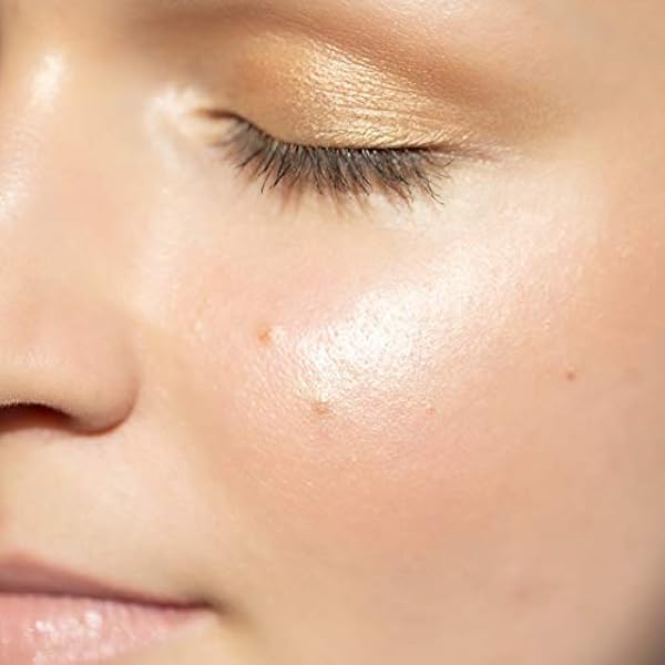 NUI Cosmetics - Pura cosmética natural vegana, sin gluten -Make Up Natural Illuminating Pressed Powder KARA - iluminante en polvo, tono "Champagne"