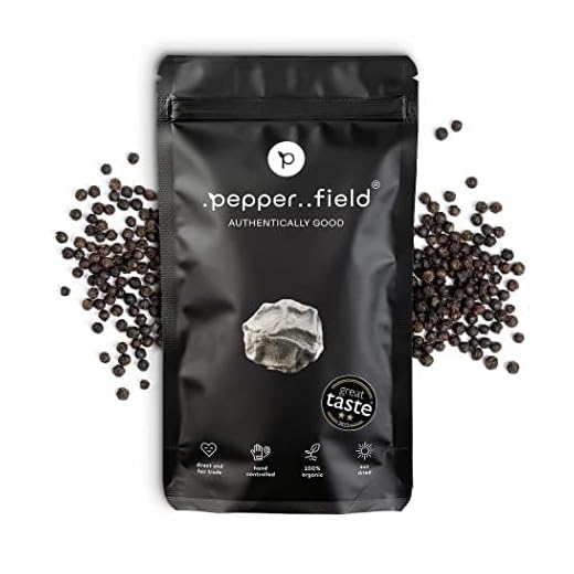 Pepper Field Kampot Pfeffer Schwarz – Premium Schwarzer Pfefferkörner Ganz aus Kambodscha, Frisch & Aromatisch, Ganze Pfefferkörner für Mühle & Küche, Great Taste, Ideal zum Kochen & Grillen, 250g