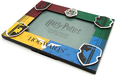 Image of Silver Buffalo Harry Potter Hogwarts House Pride 3D MDF Photo Frame, 4 x 6 Inches