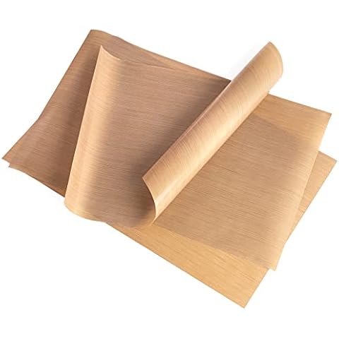GOURMEO Non Stick Baking Sheet - Set of 3 - Heat-Resistant & Reusable Baking Mat Liners - 32 x 46 cm Oven Sheets for Kitchen Essentials Cover