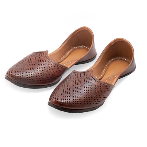 Image of KORAKARI Men's Traditional Leather Punjabi Jutti Comfortable Mojari for Men