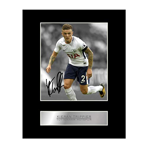 WTD - Fotografía autografiada para tríppier de Kieran