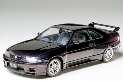 Nissan Skyline GT-R V-Spec Model Car 1/24 Tamiya