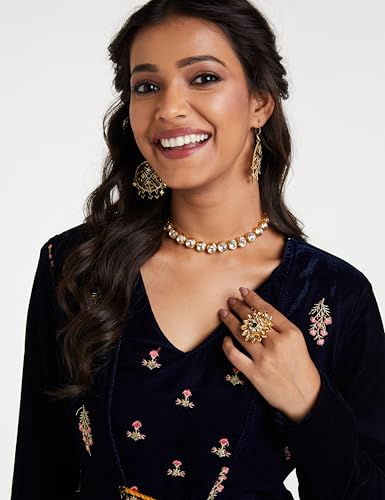 Image of Amazon Brand - Myx Women Festive Embroidered Velvet Kurta (Available in Plus Sizes)