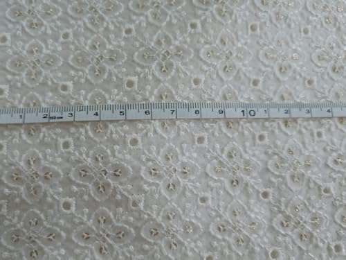 Tissu de broderie en organza 112 cm de large - Broderie 4 - 7