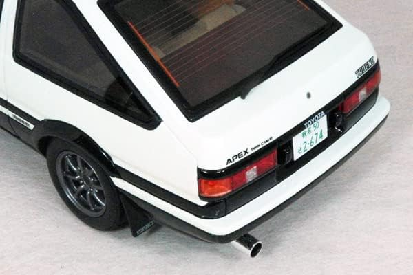 1/18 ミニカー スプリンター トレノ AE86 / イニシャル D + 藤原 拓海