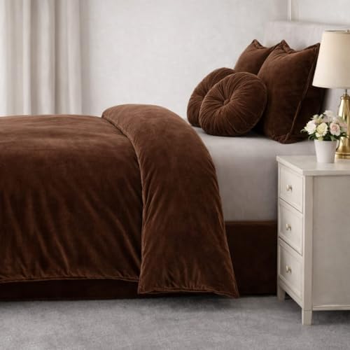 Image of Sands Luxurious 6Pc Bedding Set for Winter, 1 Double Duvet Cover,1 Double Bed bedsheet, 2 Pillow Covers, 2 Round Cushions, Ultra Soft Woollen Bedsheet Set- 90X100 inches (Coffee)