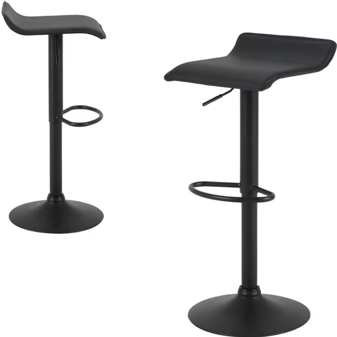 Chaise de piste en cuir noble au design moderne pour un salon raffiné