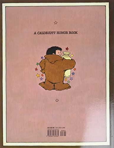 In the Night Kitchen: A Caldecott Honor Award Winner (Caldecott Collection)