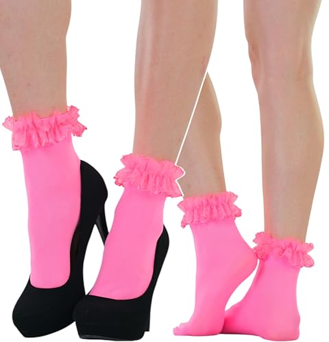 Image of ToBeInStyle Women's Indie Girl Ruffle Trim Heart Net Design Ankle High Fashion Socks