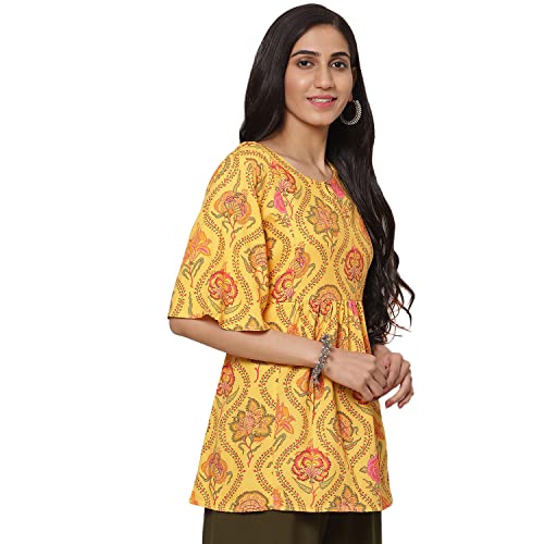 Image of Rangriti Green Liva Short Top for Women