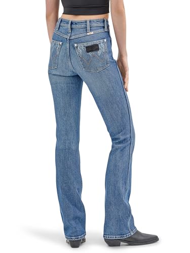 Wrangler Women's High-Rise Bootcut Jean3