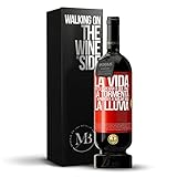 «La vida no es esperar a que pase la tormenta. Es aprender a bailar bajo la lluvia» Mensaje en una Botella. Vino Tinto Premium Reserva MBS Martín Berasategui System. Etiqueta Roja PERSONALIZABLE.