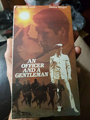 An Officer and A Gentleman [VHS]