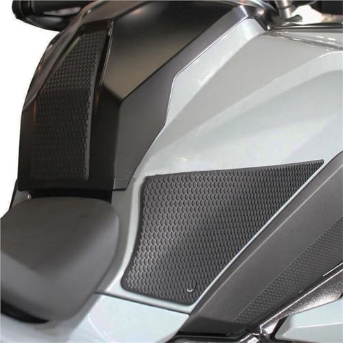 Calcomanías antideslizantes BMW S1000XR evitan fatiga en rodillas 4