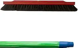 1 VASSOURA PELO NATURAL 60CM COM CABO