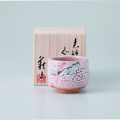 ♥美濃焼　織部　ぐい呑み　桐箱付き　ぐい飲み　骨董品 ♥美濃焼 織部 ぐい呑み 桐箱付き ぐい飲み 骨董品 ♥美濃焼 織部