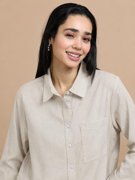 Image of Glam & Chique Women's Relaxed Fit Spread Collar Solid Casual Shirt S-2XL