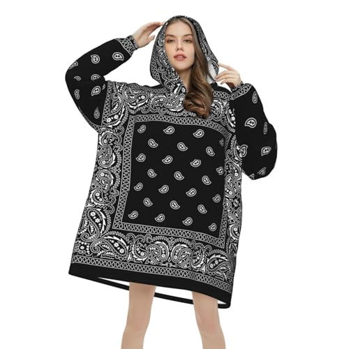 Finis les frissons avec ce pull-couverture oversize en flanelle noire - 7
