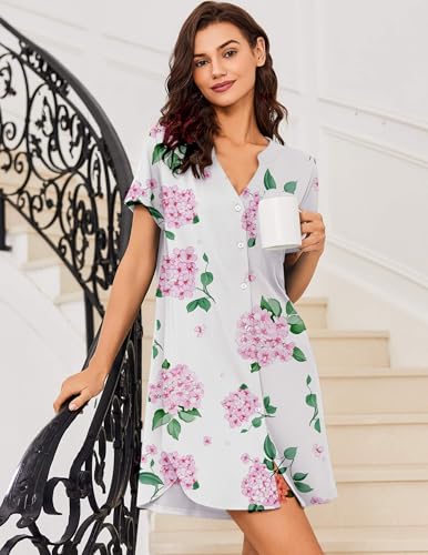 Image of Ekouaer Women V Neck Button Down Nightgown
