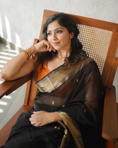 Image of Women's Banarasi Style Pure Kanjivaram Silk Jacquard Kanchipuram Pattu Saree With Un-Stiched Blouse (BLACK)