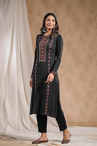 Image of Ishin Women's Polyester Regular Fit Tunic Geometric Regular Shirt