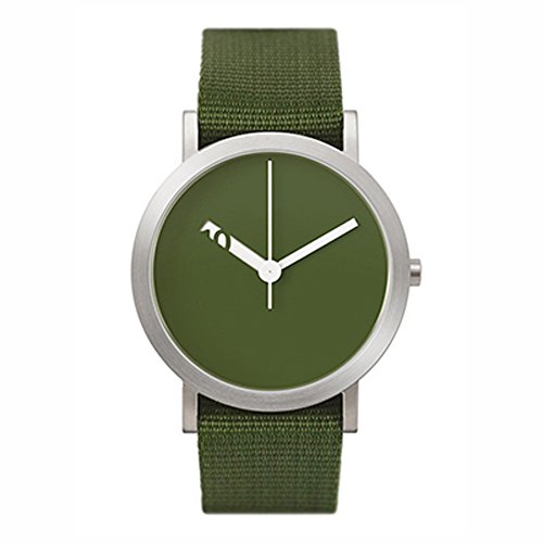 Montre unisexe Projects Watches Extra Normale verte la solution au design trop chargé