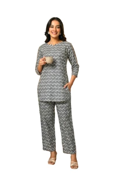 Image of Women's Pure Cotton Printed Night Suit,Top and Relaxed Pajama Set, Stylish Sleepwear