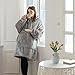 Good Nite Decke mit Ärmeln für Frauen und Männer Sherpa kuscheldecke Tragbare Decken Adult Cosy Sweater Tragbare Warm Decken Übergroßer hoodie mit Taschen Grau （80x85cm）