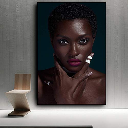 Toile femme africaine noire lèvre rouge pour sublimer l'ambiance de votre salon