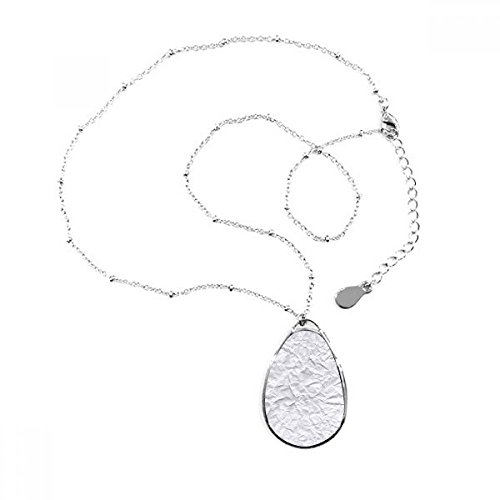 Collier Teardrop blanc au motif d'illustration pour sublimer vos tenues d'été