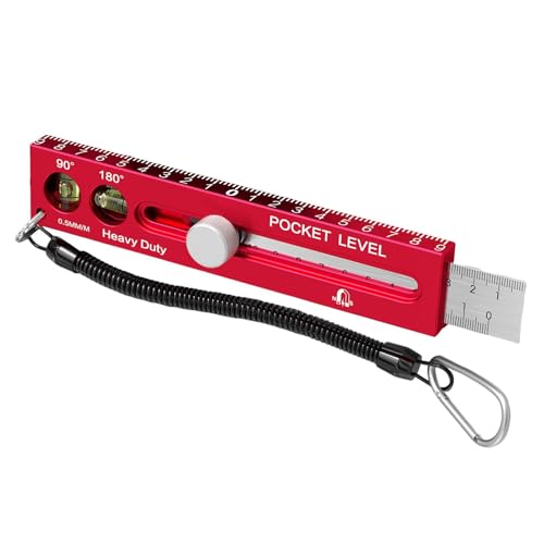 Outils de tracé pour le travail du bois avec règle de menuisier et mesure de détail métrique