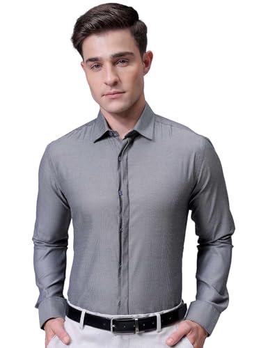 Chemise pour homme habillée noire ajustée avec col découpé chic