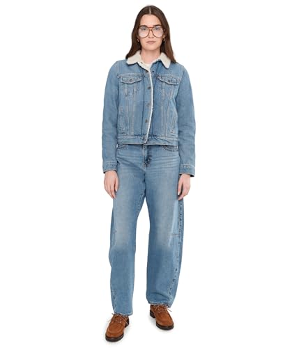 Image of Levi's Women's Original Sherpa Trucker Jackets (Standard and Plus)
