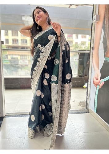 Image of Women's Banarasi Silk Georgette Saree Featuring Silver Sequin And Mirror Work