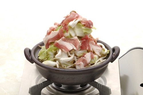 Amazon.co.jp: 萬古焼 燻製もできる 陶板鍋 : Home & Kitchen