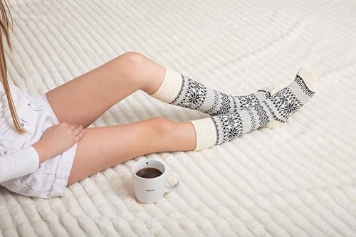Image of Sweet Dreams Plush Cloud Socks - Super Soft, Warm & Cozy Lounging, Cold Weather, Sleep Socks for Women & Men
